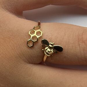 14k solid Gold Honey Bee Ring | Stackable Honey Bee Ring | Honey Bee